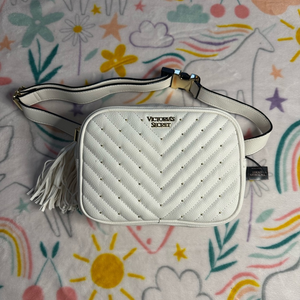 Victoria's Secret White Quilted Belt Bag‎ NWT